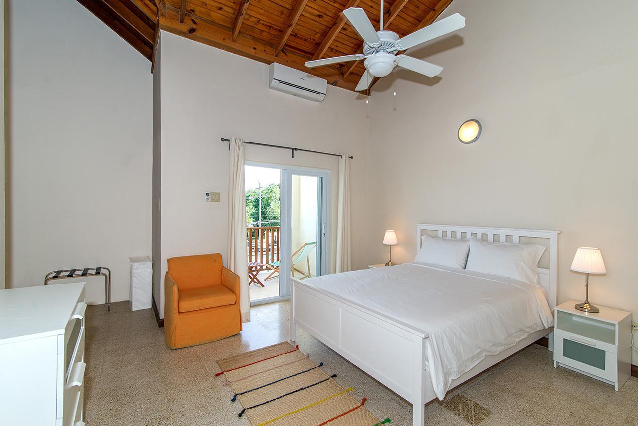 Luxury 2Br Home Facing Beach W/Pool Montego Bay #3 Buitenkant foto